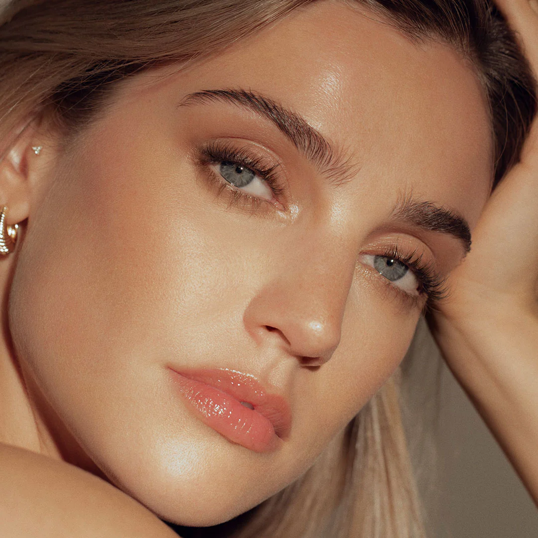 あなたの顔に最適な眉の形